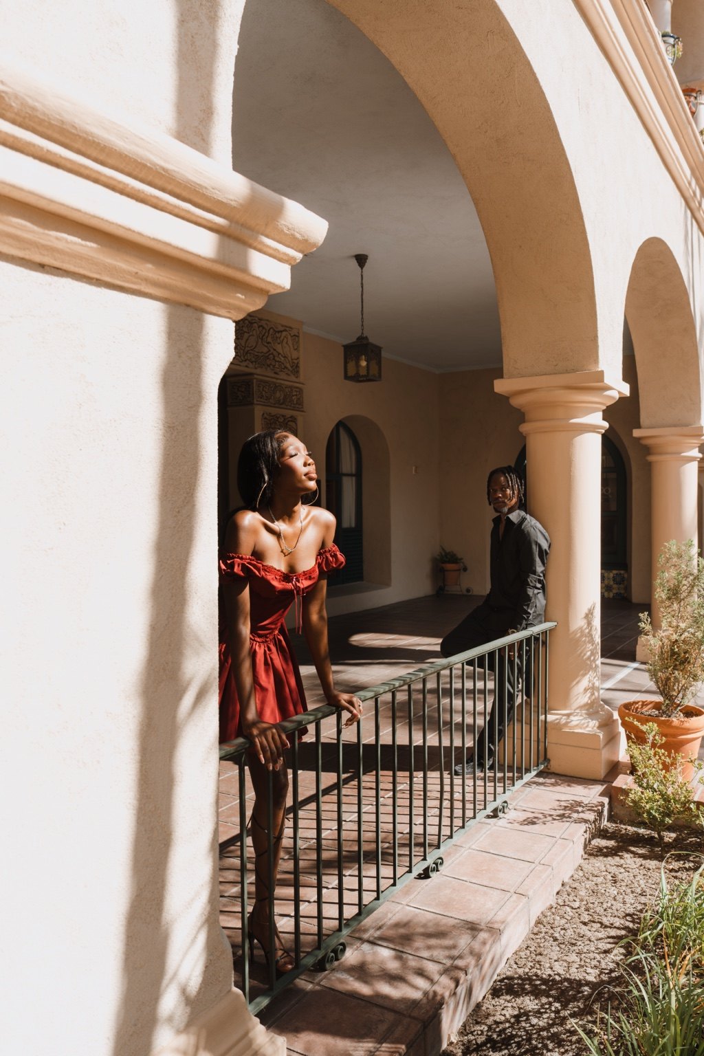 Couples photograph by Reyes Photography
